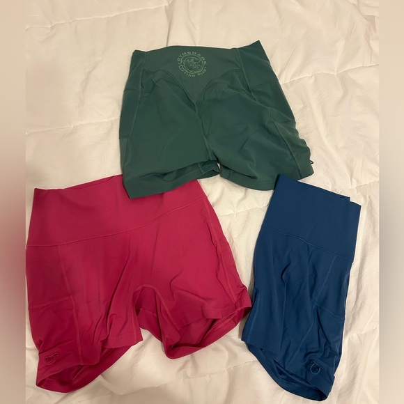 SOLD Shorts bundle - Picture 1 of 2